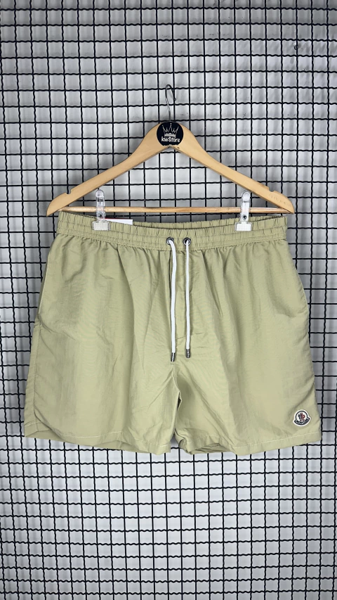 Bermuda Moncler