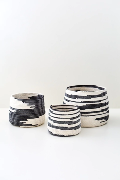 Canasto greco 41x33cm negro y blanco - comprar online