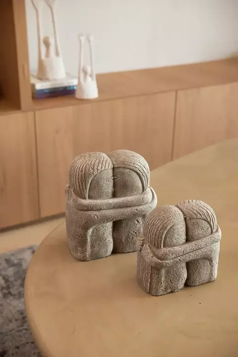 Figura Abrazo