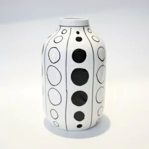 Florero 14.8x14.8x25.8cm blanco y negro