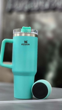 Imagen de VASO TERMICO STANLEY CON PARLANTE DE 1,2L