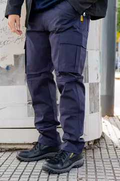 Imagen de ¡2X1 en Pantalones cargo PAMPERO! Y Borcegos CAT de regalo