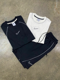 CONJUNTO NIKE + REMERA DE REGALO - ENVIO GRATIS - ZREADY