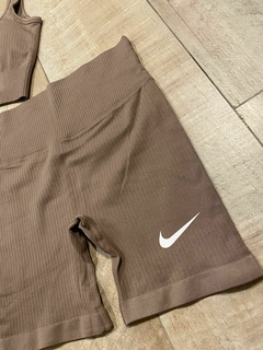 CONJUNTO NIKE DEPORTIVO + CALZA DE REGALO!! ENVIO GRATIS!! - ZREADY