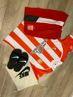 Imagen de 3X1 ESTUDIANTES / CAMISETAS/ MUSCULOSA / OJOTAS NIKE !! ENVIO GRATIS A TODO EL PAIS!1AS