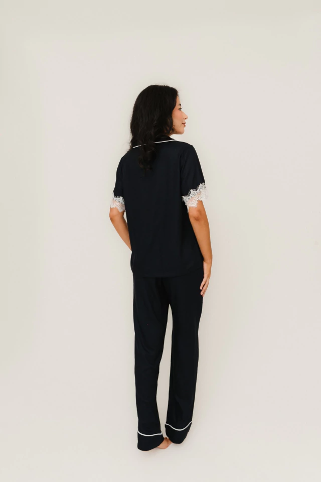 Conjunto Pijama Blueberry Feminino Calça e Manga Curta - Ellemary