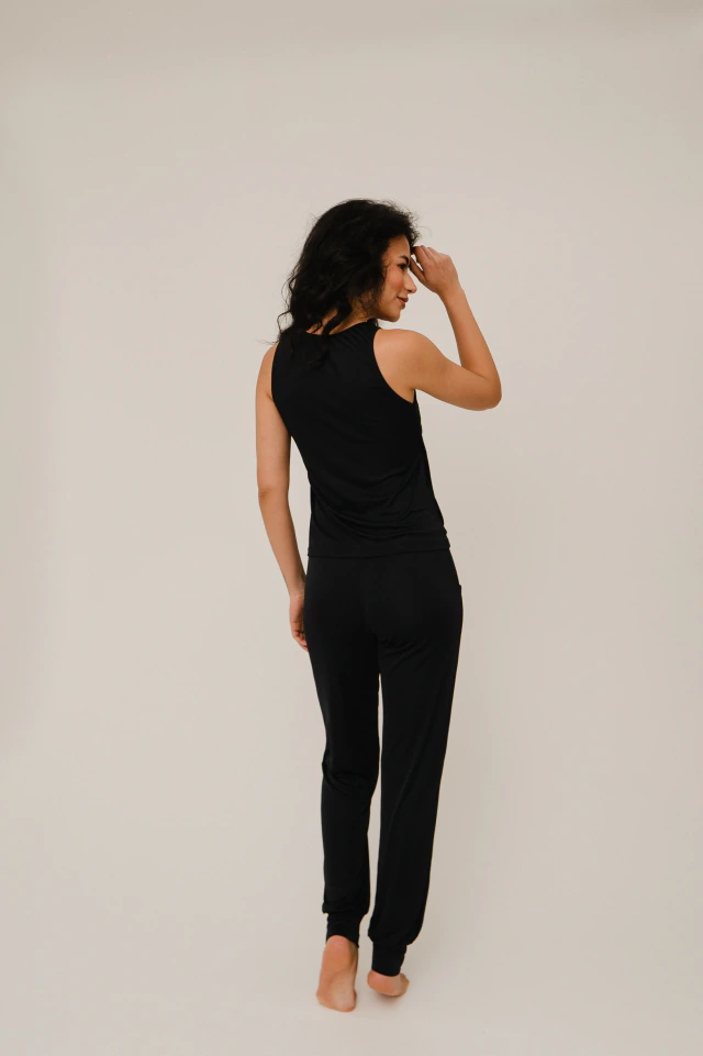 Conjunto Pijama Delicat Malha Fria Longo Feminino na internet