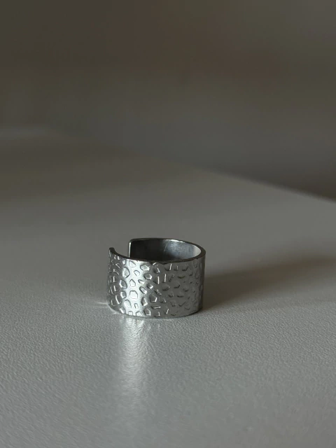 ANILLO STONE