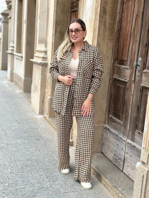 Conjunto Camisa e Calça