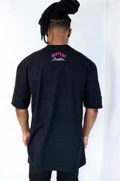 Camiseta Oversized Preto/Rosa na internet