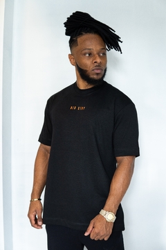 Camiseta Oversized O Céu é o Limite - Preto - comprar online