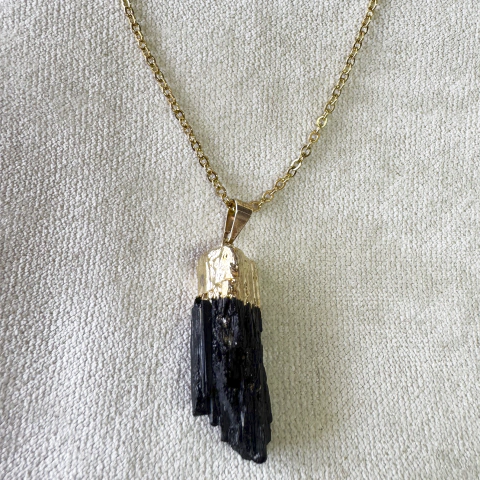 AMULETO TURMALINA NEGRA BRUTO - comprar online