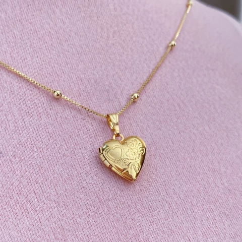 Colar Relicário Coração Ouro