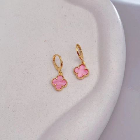 Mini Argola Trevo Rosa Ouro - comprar online