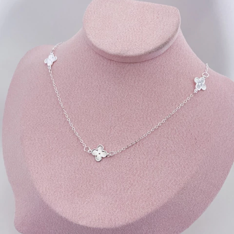 Choker Mini Trevos Tradicional Prata - comprar online