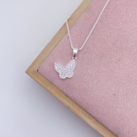 Colar de Borboleta Cravejada Prata - comprar online