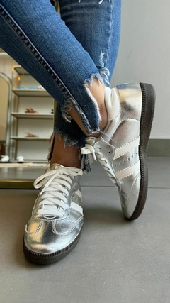 TENIS KIARA PRATA