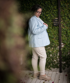 Blazer Vanessa na internet