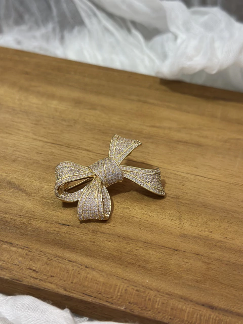 Broche Laço