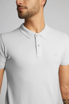 Polo Viscose Bordado - comprar online