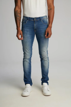 Calça Jeans Slim - comprar online