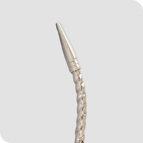 Bombilla cincelada de alpaca uruguaya