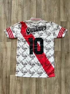 COMBO MILLONARIO RETRO (CAMISETA TITULAR + BUZO DE REGALO) en internet