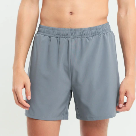 IU M SHORT BASICEASE