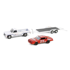 Chevrolet C30 Custom Deluxe e Chevrolet Monte Carlo SS C/ Reboque Flatbed Hitch N Tow Racing Greenlight 1:64