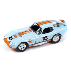 Shelby Cobra Daytona Coupe 1965 - Gulf - Classic Gold Collection - Johnny Lightning 1/64