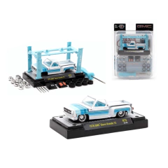 GMC Sierra Grande 15 1976 - Model Kit 73 - M2 Machines 1:64