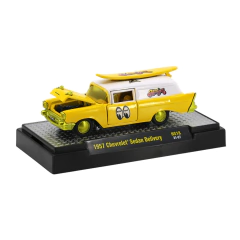 CHASE - Chevrolet Sedan Delivery 1957 - MOONEYES - M2 Machines 1/64