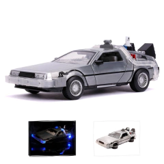 DeLorean Time Machine - Hover - C/ Luz - De Volta Para o Futuro 2 - Jada Toys - 1/24