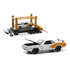 Plymouth Cuda HEMI 1971 - Model Kit 48 - M2 Machines 1/64