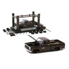 Chevrolet Scottsdale 1979 - Model Kit 45 - M2 Machines 1/64