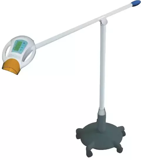 Lámpara de blanqueamiento, 6 led, con base rodante. COXO
