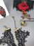 Conjunto Flor Vermelha - Strass Botões e CIA | Customize suas roupas! 