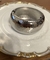 Bracelete martelado na cor prata. - comprar online