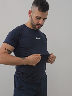 Imagen de Camiseta Deportiva NIKE PRO PREMIUM - ¡3x1 exclusivo!