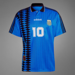 CAMISETA RETRO DE MARADONA 1994 + BUZO AFA RETRO 1994 DE REGALO en internet