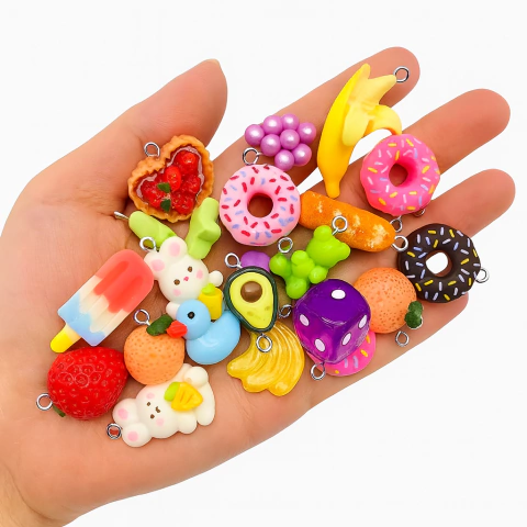 Dijes charms surtidos de resina x10 - comprar online