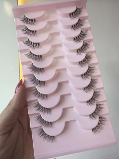 Cilios Postiços - Victoria - ISLAIA - Maquiagens 