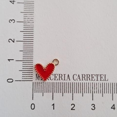 Dije Esmaltado Corazón Rojo - Dorado - comprar online