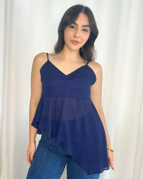 Bata Alcinha Tule Ponta Assimetrica