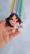Menina no lapis arco iris