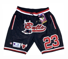 SHORT NBA BULLS NEGRO #23 en internet