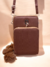 Bolsa Porta Celular acompanha 3 pompom - comprar online