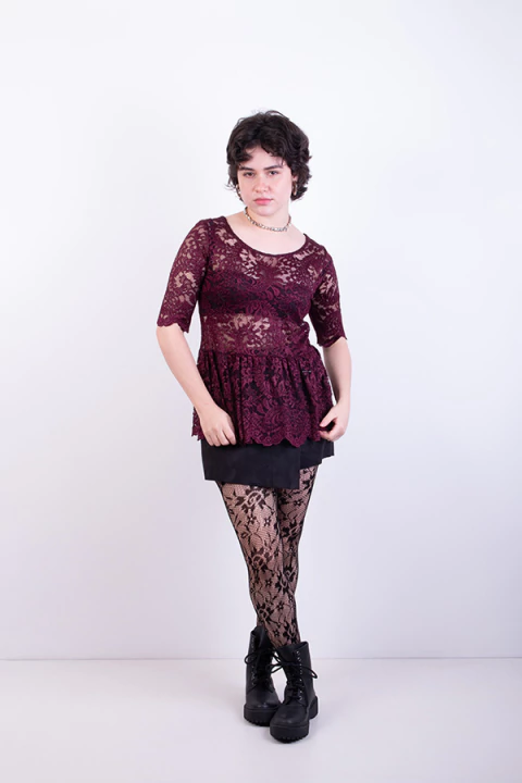 Blusa Vinho Peplum de Renda Zara