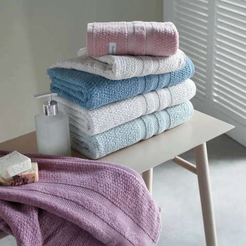 Toalha de Banho Buddemeyer Vanilla Extra Soft 100% Algodão - Gramatura: 410g/m²