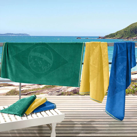 Toalha de Praia Buettner Aveludada Jacquard Bandeira - 100% Algodão